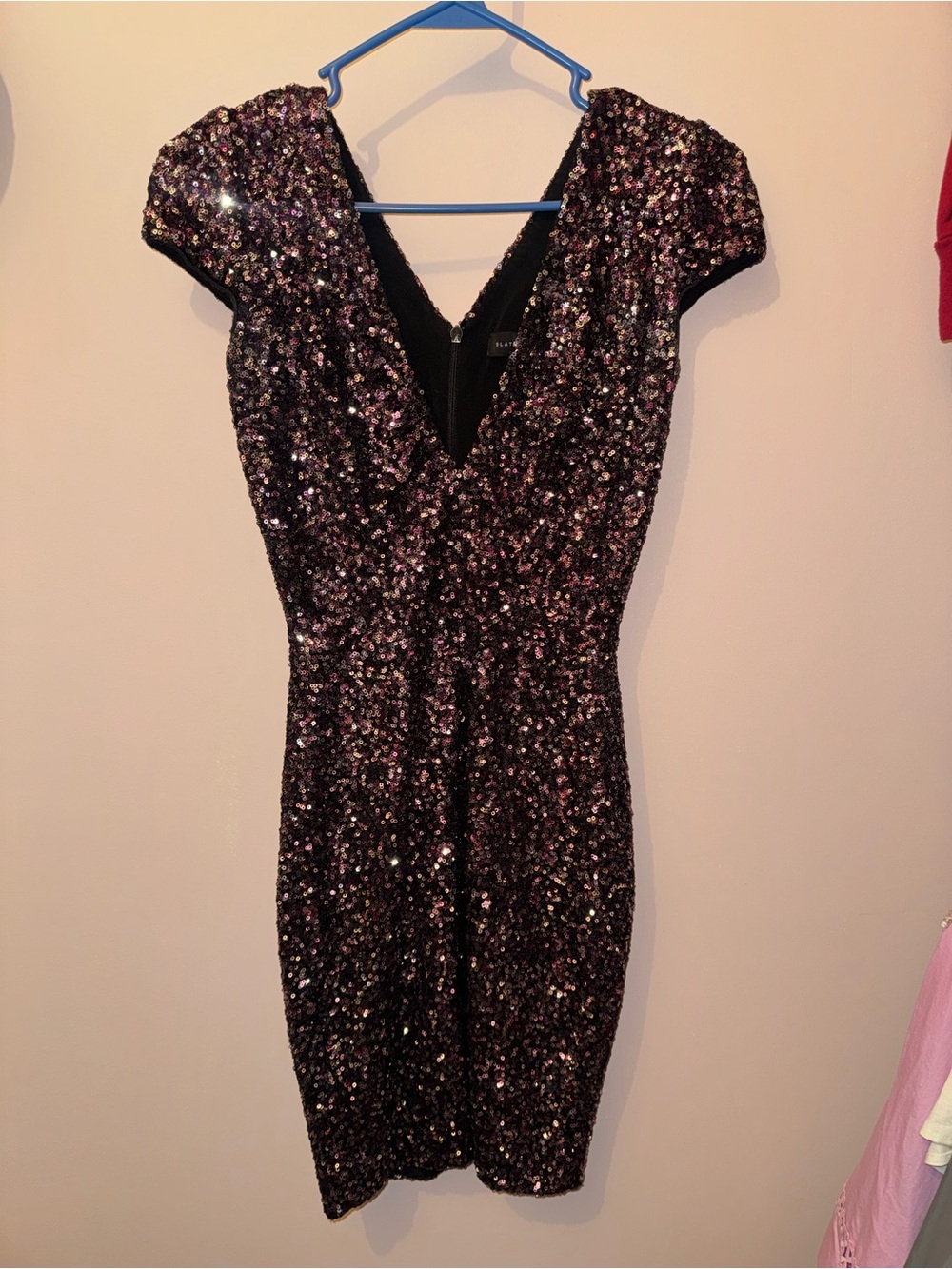 Slate & Willow Black and Pink Sequin V-Neck Mini Dress